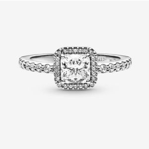 Timeless elegance silver Pandora ring size 6